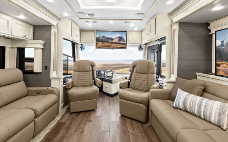 Phaeton Floor Plan Captains Chairs compressed