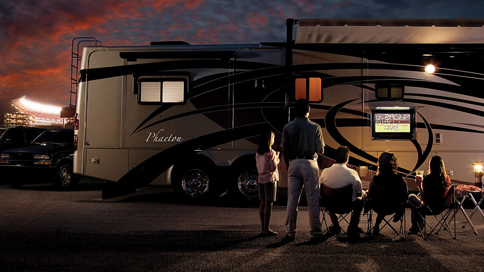08Phaetontailgate 2