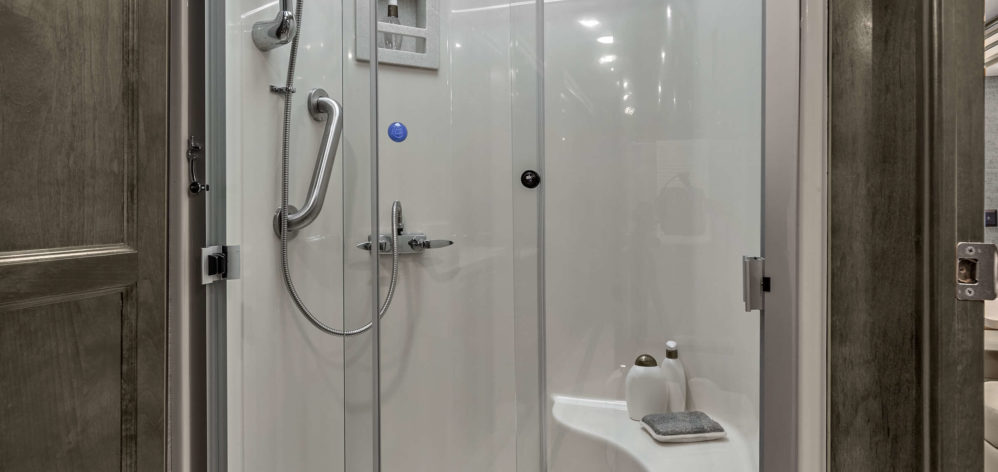 MY22 34 PA Shower City Shadow 1