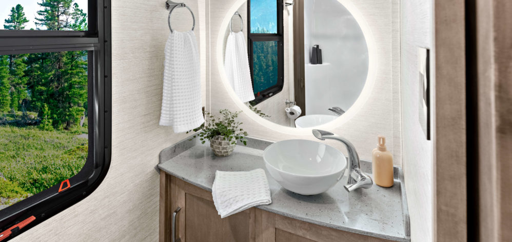 MY22 Wayfarer Bathroom Wide 1