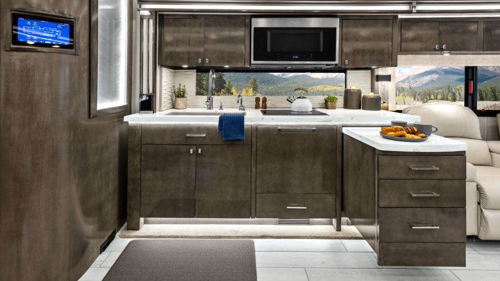 MY22 Zephyr Kitchen Wide