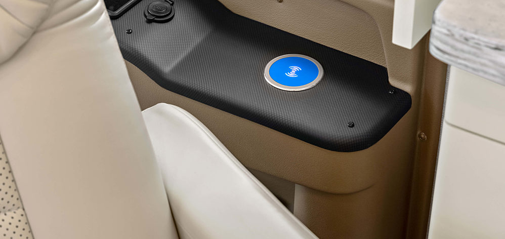 MY20 Zephyr Blue Wireless Charger