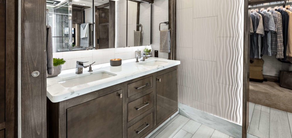MY22 Zephyr Bathroom Wide