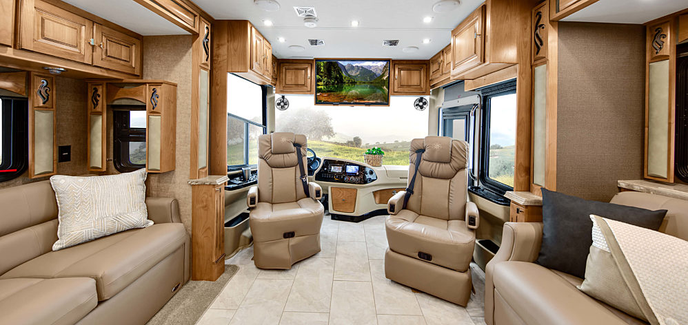 My19 Phaeton Living2