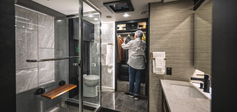 Zephyr interior 1