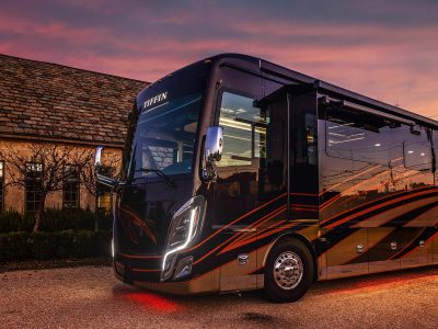 2023 Zephyr 45 FZ Floor Plan Spotlight