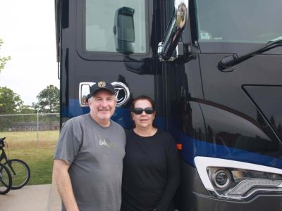 Tiffin Owner Story: Gary & LouAnn Sanoff’s Journey To Owning A Tiffin