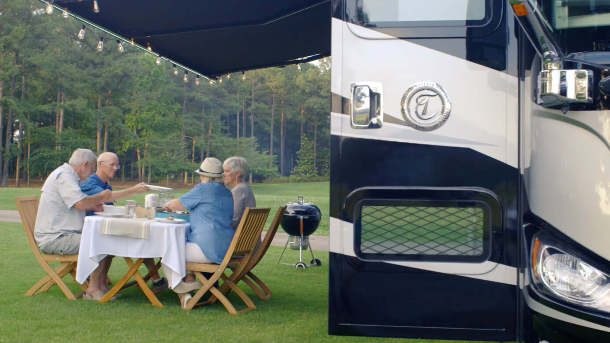 6 Best Aftermarket Grills for Motorhome Cookouts