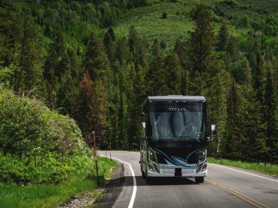 2024 Zephyr 45 FZ Floor Plan Spotlight