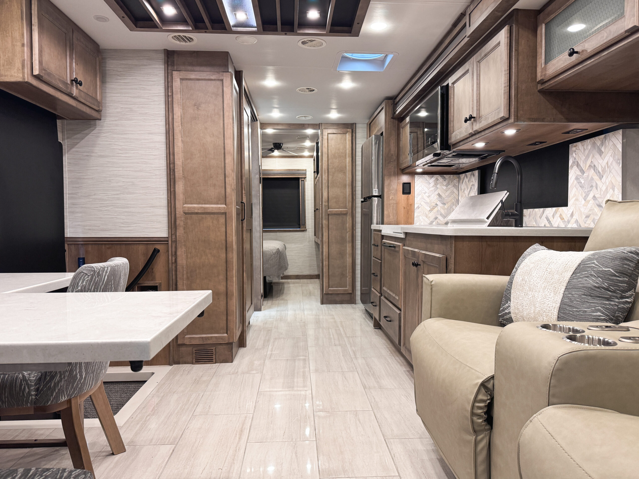 Allegro Bay 34 DB (NEW) Image