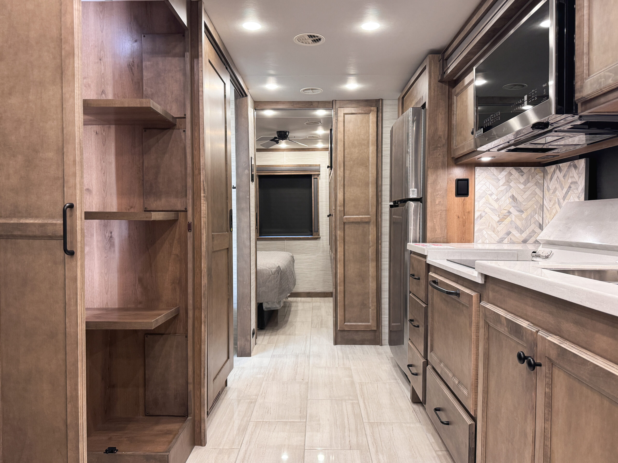 Allegro Bay 34 DB (NEW) Image