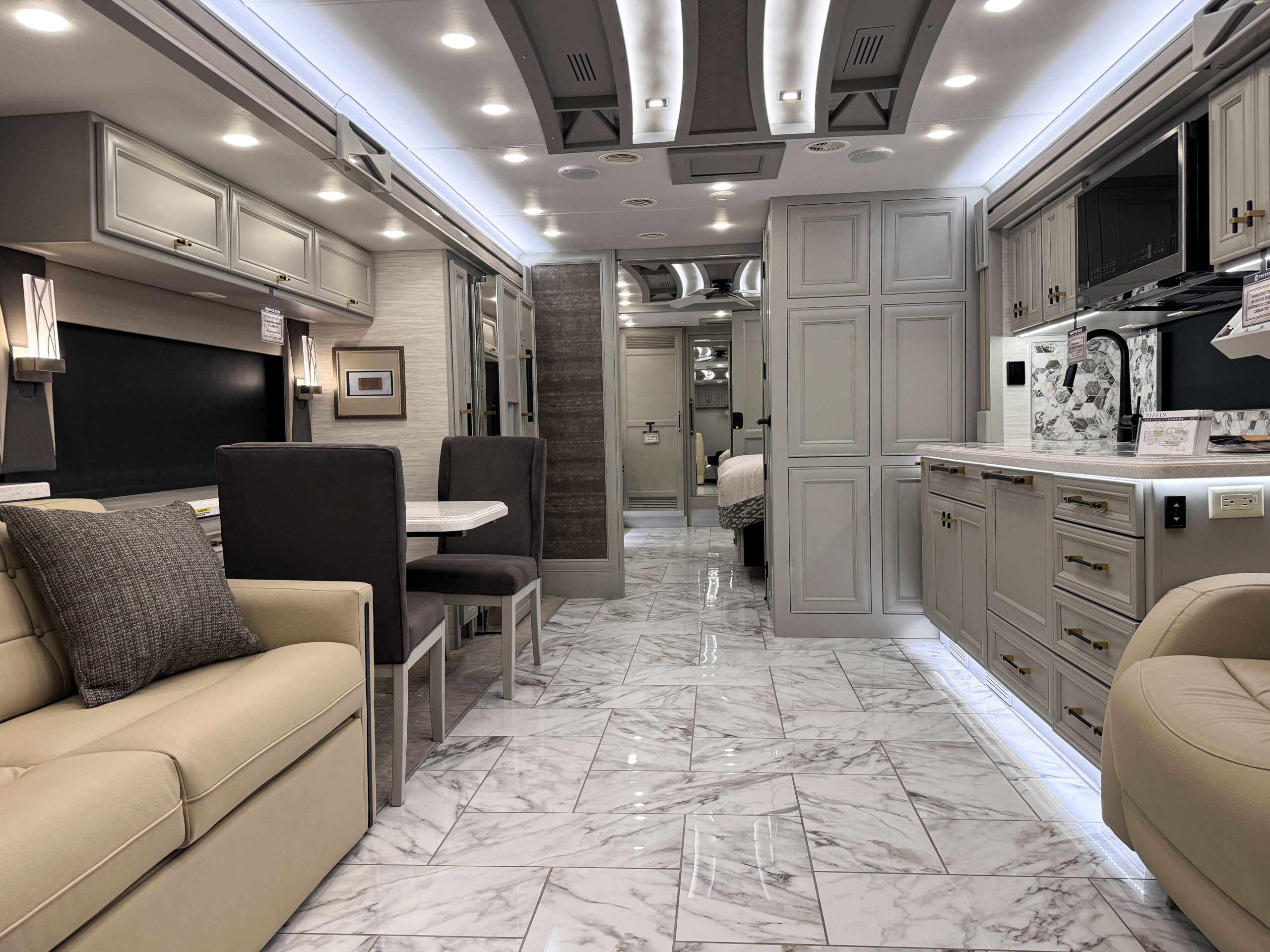  Allegro Bus 40 IP  Image
