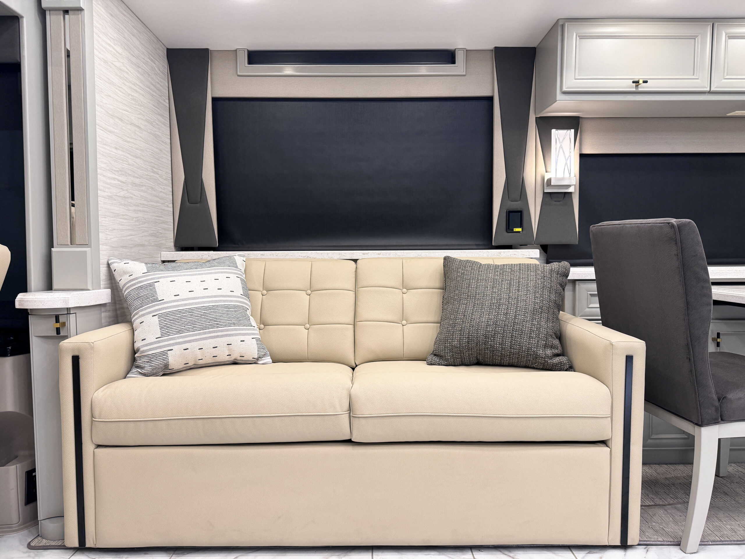  Allegro Bus 40 IP  Image
