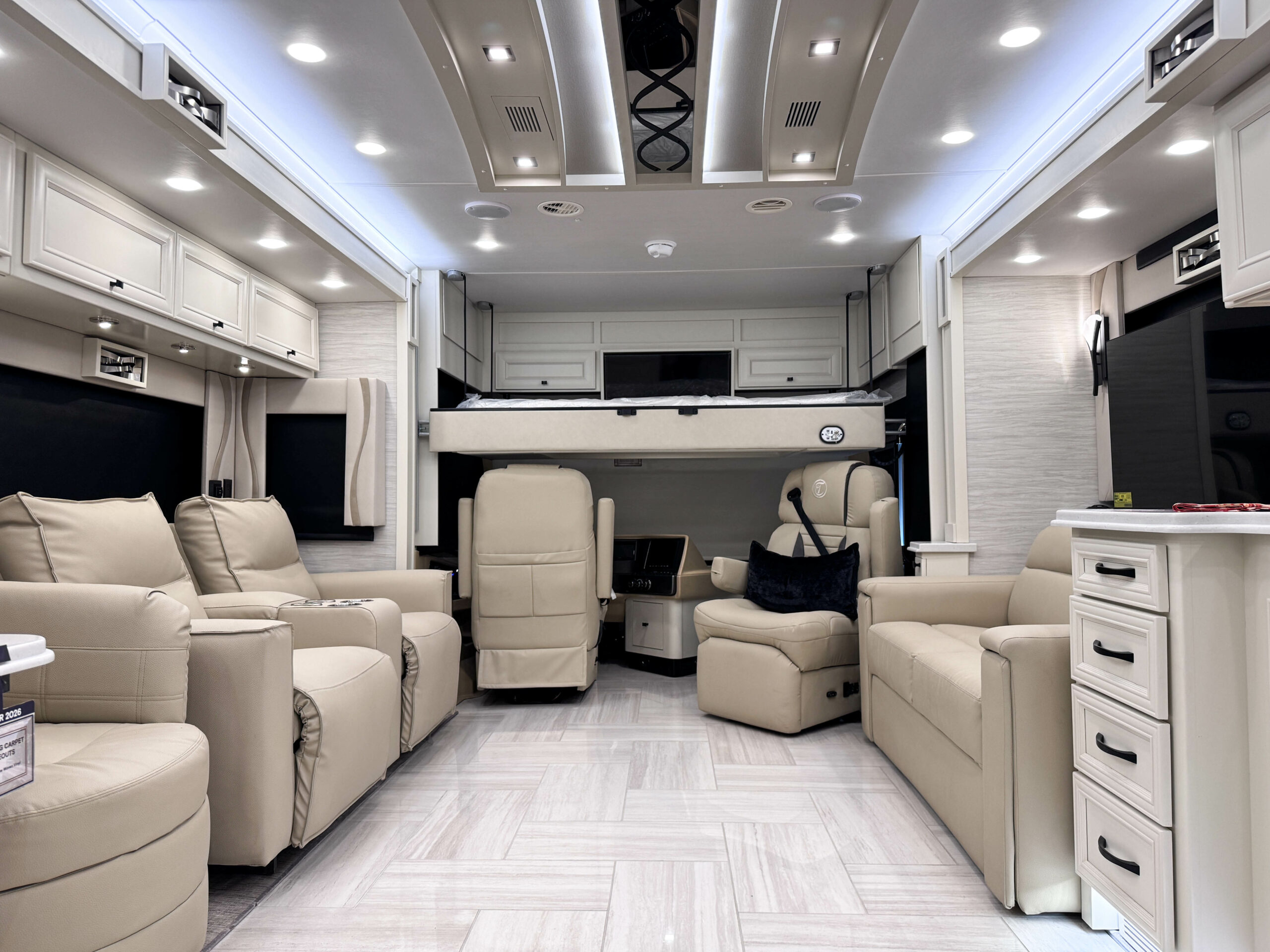 Phaeton 37 BH  Image