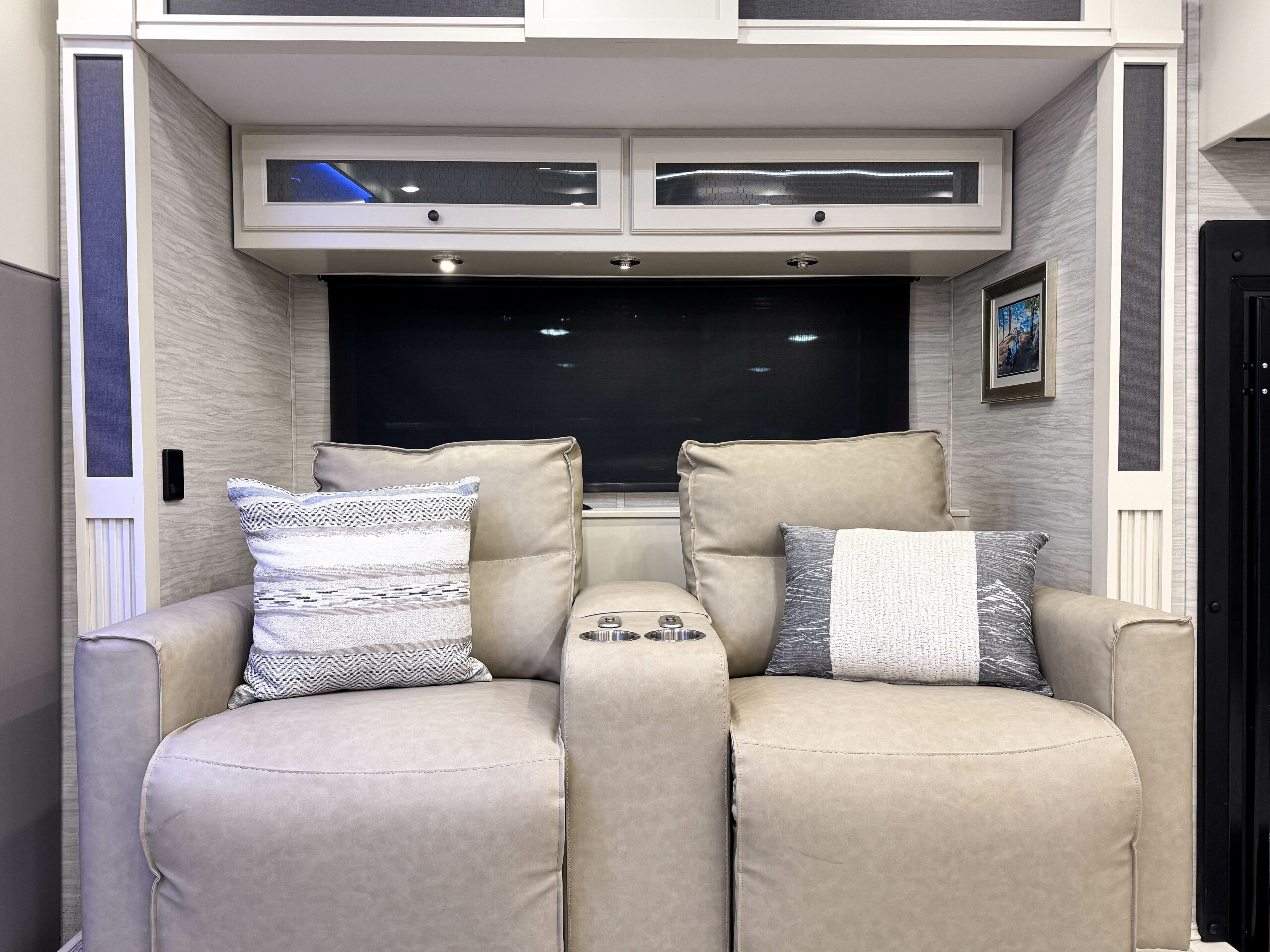 Allegro Bay 38 BB Image