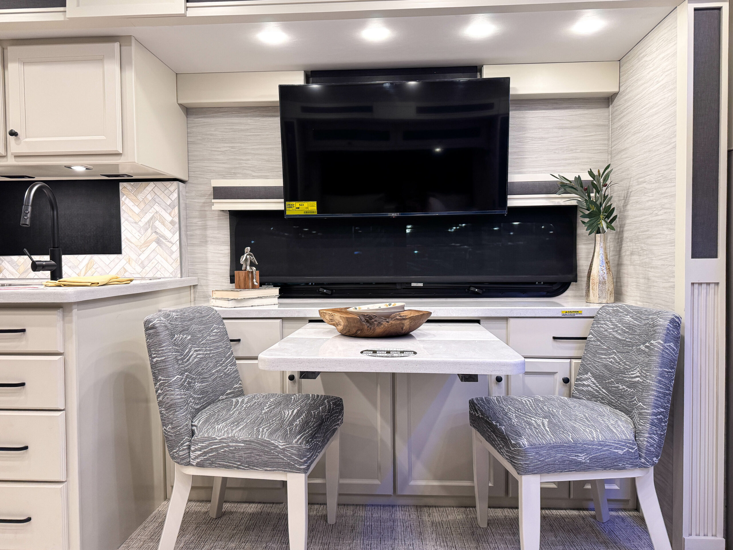 Allegro Bay 38 BB Image