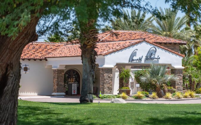 Beyond the Gate: How to Choose the Right RV Resort Community for Your Tiffin Lifestyle